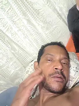 Snapshot of Renato571 chatting on October 2025 10:21:01 AM Renato571 online show from October 2025 10:21:01 AM