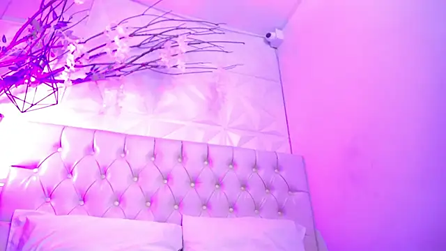 Pamela Rut  online show from November 2025 07:51:02 PM