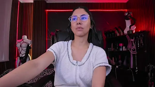 XiaQueen online show from October 2025 11:47:02 AM