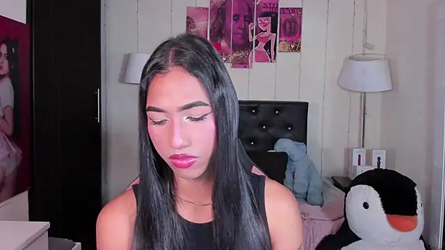 Snapshot of Alissemasiel chatting on April 2026 02:43:01 PM Alissemasiel online show from April 2026 02:43:01 PM