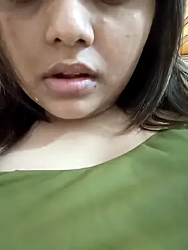 blue-berry07 online show from November 2025 08:02:02 AM