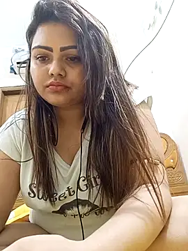 blue-berry07 online show from May 2026 02:33:01 PM