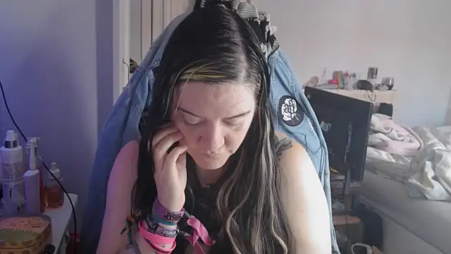 Snapshot of AureliaXOX chatting on September 2025 10:17:01 AM AureliaXOX online show from September 2025 10:17:01 AM