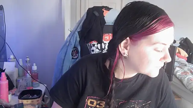 Snapshot of AureliaXOX chatting on October 2025 09:53:01 AM AureliaXOX online show from October 2025 09:53:01 AM