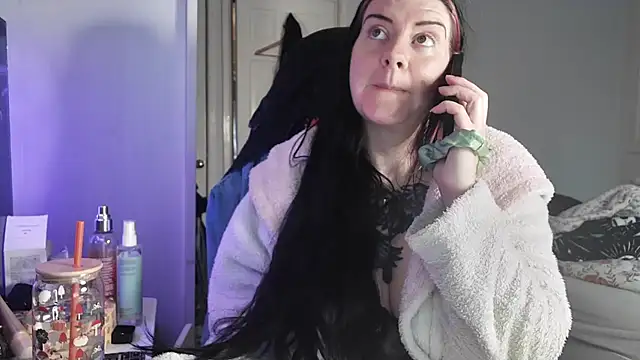 Snapshot of AureliaXOX chatting on November 2025 10:03:02 AM AureliaXOX online show from November 2025 10:03:02 AM