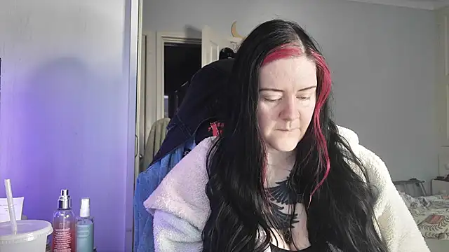 Snapshot of AureliaXOX chatting on November 2025 09:20:02 AM AureliaXOX online show from November 2025 09:20:02 AM