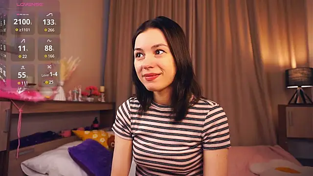 Snapshot of EleneBrach chatting on February 2025 06:04:01 AM EleneBrach online show from February 2025 06:04:01 AM