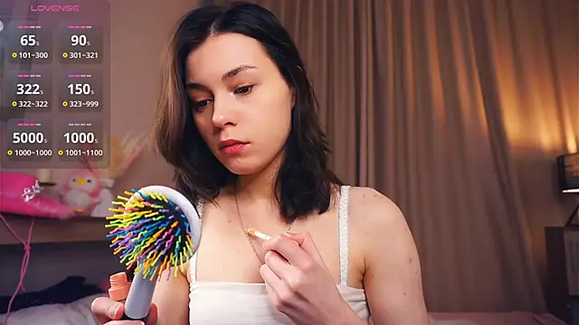 Snapshot of EleneBrach chatting on February 2025 06:24:01 AM EleneBrach online show from February 2025 06:24:01 AM