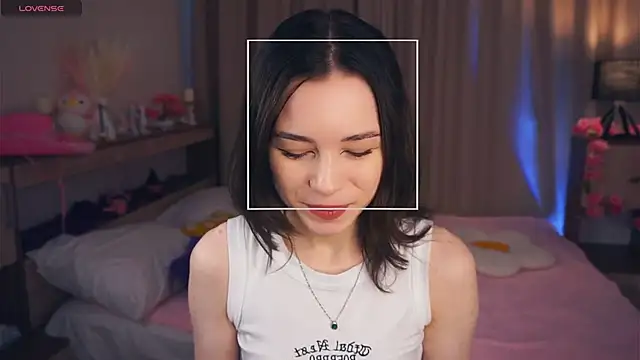 Snapshot of EleneBrach chatting on February 2025 05:55:01 AM EleneBrach online show from February 2025 05:55:01 AM