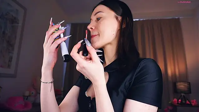 Snapshot of EleneBrach chatting on March 2025 06:49:02 AM EleneBrach online show from March 2025 06:49:02 AM