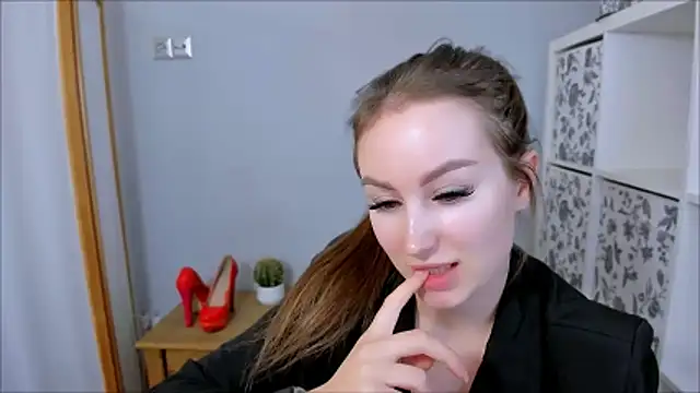 DonnaCam online show from October 2025 09:28:02 PM