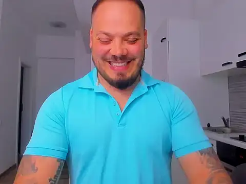 Snapshot of ZackMasterss chatting on April 2026 05:41:02 PM ZackMasterss online show from April 2026 05:41:02 PM