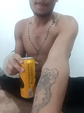 Snapshot of baby-buu chatting on February 2025 10:59:01 PM baby-buu online show from February 2025 10:59:01 PM