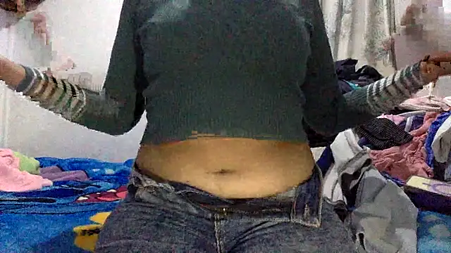 sharonlopez9611 online show from November 2025 03:05:01 AM