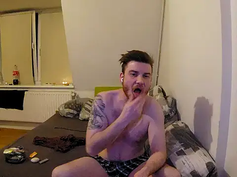 Snapshot of Foxtrott_242 chatting on March 2026 02:06:01 AM Foxtrott 242 online show from March 2026 02:06:01 AM