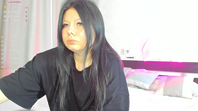 Snapshot of Amely_Li1 chatting on March 2025 01:07:01 AM Amely Li1 online show from March 2025 01:07:01 AM