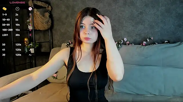 Snapshot of Amely_Li1 chatting on November 2025 09:30:01 AM Amely Li1 online show from November 2025 09:30:01 AM