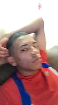 Snapshot of Mineirinho043 chatting on February 2025 03:42:02 PM Mineirinho043 online show from February 2025 03:42:02 PM