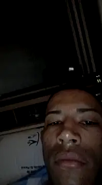 Snapshot of Mineirinho043 chatting on February 2025 12:54:01 PM Mineirinho043 online show from February 2025 12:54:01 PM