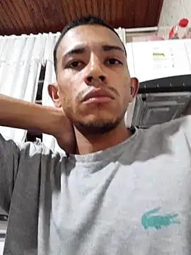 Snapshot of Mineirinho043 chatting on February 2025 03:14:02 AM Mineirinho043 online show from February 2025 03:14:02 AM