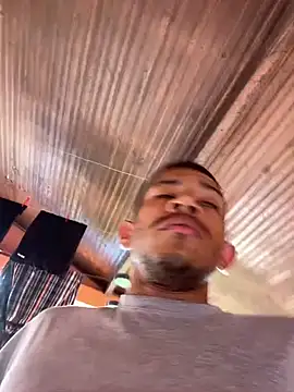 Snapshot of Mineirinho043 chatting on March 2025 02:29:01 PM Mineirinho043 online show from March 2025 02:29:01 PM