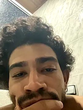 Snapshot of Mineirinho043 chatting on October 2025 07:14:02 AM Mineirinho043 online show from October 2025 07:14:02 AM