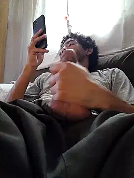 Snapshot of Mineirinho043 chatting on October 2025 02:29:02 PM Mineirinho043 online show from October 2025 02:29:02 PM