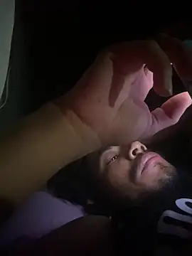 Snapshot of Mineirinho043 chatting on December 2025 11:33:02 PM Mineirinho043 online show from December 2025 11:33:02 PM