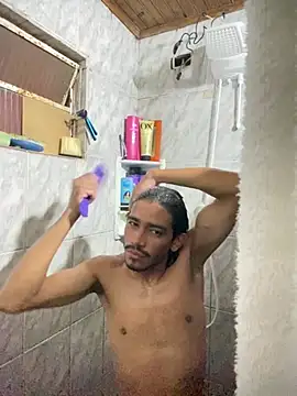 Mineirinho043 online show from March 2026 06:58:01 PM