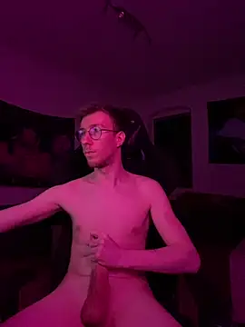 Snapshot of ItsMeLumisch chatting on February 2026 01:01:02 AM ItsMeLumisch online show from February 2026 01:01:02 AM