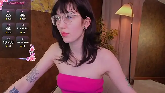 Snapshot of lissaros chatting on March 2025 05:02:01 AM lissaros online show from March 2025 05:02:01 AM