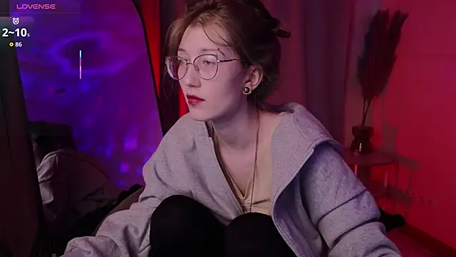 Snapshot of lissaros chatting on November 2025 04:51:02 AM lissaros online show from November 2025 04:51:02 AM