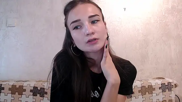 RoyalDessertt online show from November 2025 08:15:02 AM