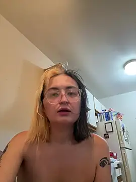 Stitch132 online show from July 2026 06:54:02 PM