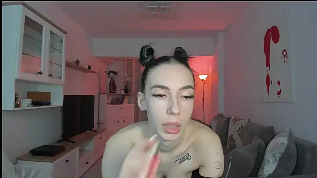 Celine Roxelle online show from March 2025 05:15:01 PM