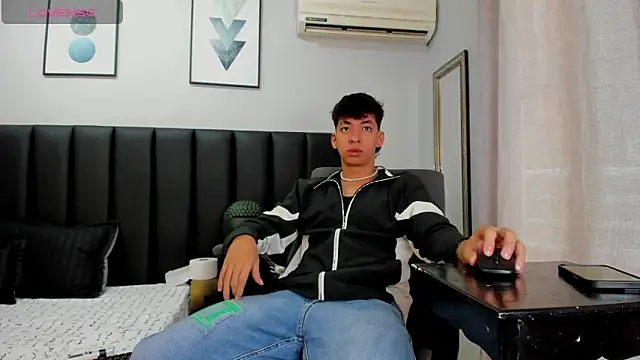 ISAAC CRYSTON online show from February 2025 01:27:02 PM