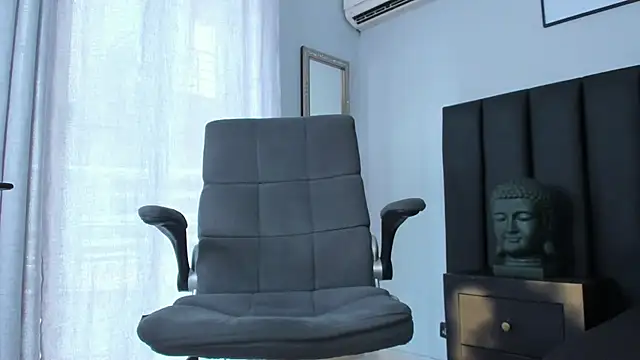 ISAAC CRYSTON online show from March 2025 07:34:02 PM