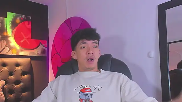 ISAAC CRYSTON online show from September 2025 07:36:02 PM