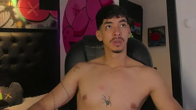 ISAAC CRYSTON online show from February 2026 10:18:01 PM