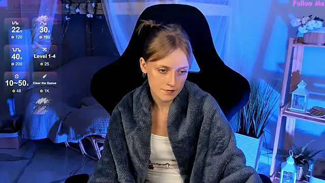 KiraMontoya online show from September 2025 06:02:01 PM