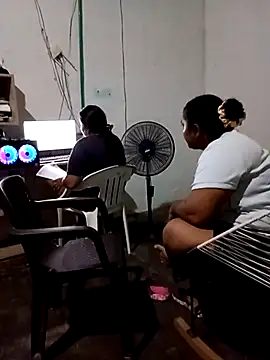 Snapshot of Alfredoloza chatting on February 2026 12:51:02 AM Alfredoloza online show from February 2026 12:51:02 AM