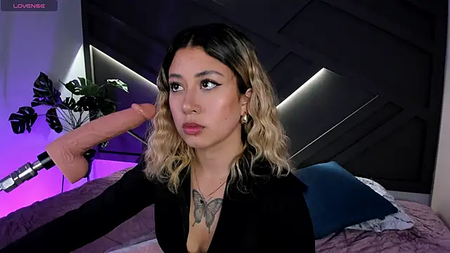 cloe palmer online show from February 2025 08:58:02 PM