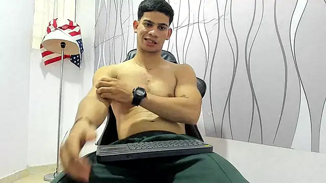 Snapshot of ANDRES_STUD chatting on February 2025 10:19:02 PM ANDRES STUD online show from February 2025 10:19:02 PM