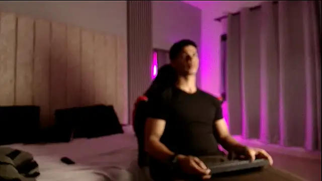 Snapshot of ANDRES_STUD chatting on September 2025 04:24:01 AM ANDRES STUD online show from September 2025 04:24:01 AM