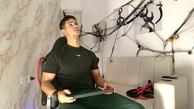 Snapshot of ANDRES_STUD chatting on October 2025 05:26:02 AM ANDRES STUD online show from October 2025 05:26:02 AM