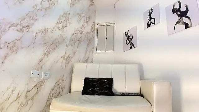 Snapshot of ANDRES_STUD chatting on November 2025 04:10:02 AM ANDRES STUD online show from November 2025 04:10:02 AM