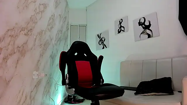 Snapshot of ANDRES_STUD chatting on November 2025 04:23:02 AM ANDRES STUD online show from November 2025 04:23:02 AM