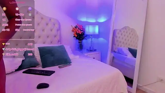 FelicityAdams online show from March 2025 04:23:01 PM