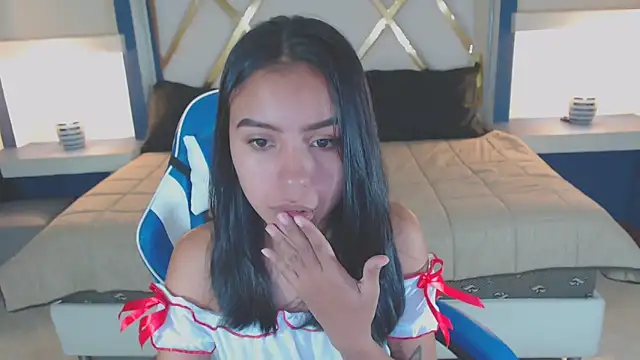 julieta fn online show from October 2025 01:08:02 PM