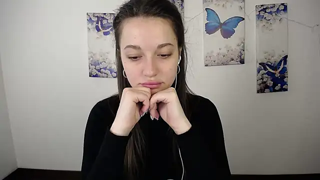 Snapshot of Eva_Eldis chatting on April 2026 11:02:01 AM Eva Eldis online show from April 2026 11:02:01 AM